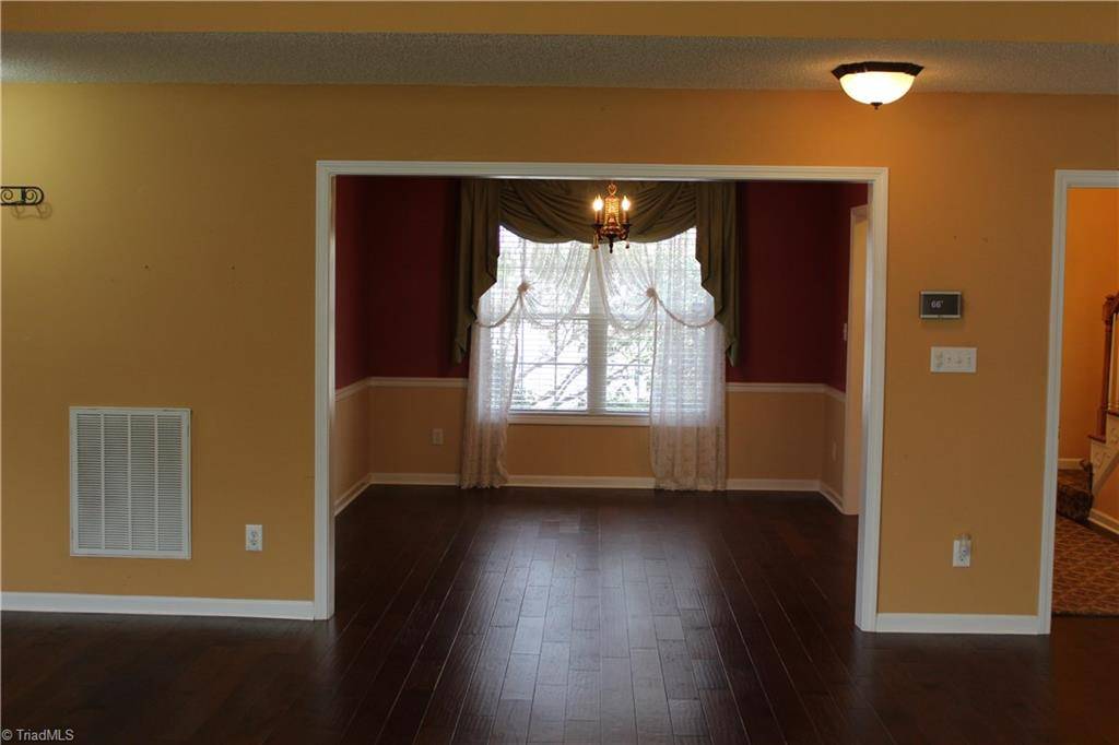 Greensboro, NC 27410,6604 Highland Oak DR