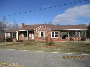 North Wilkesboro, NC 28659,1135 Fairplains RD