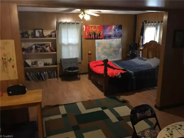 North Wilkesboro, NC 28659,216 Riverside DR