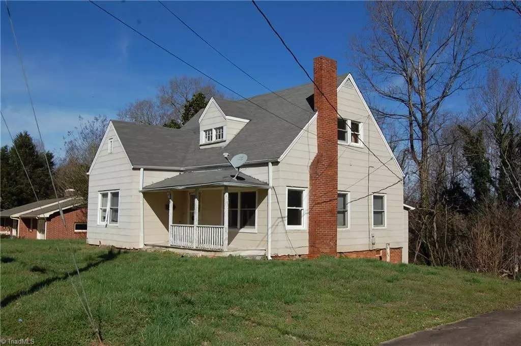 Elkin, NC 28621,848 Elk Spur ST