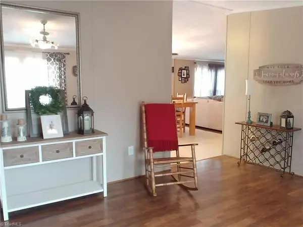 Madison, NC 27025,471 Bear RD