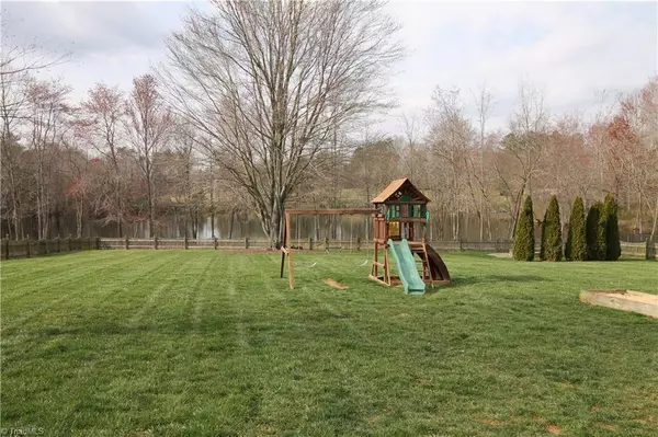 Summerfield, NC 27358,3295 Minglewood TRL