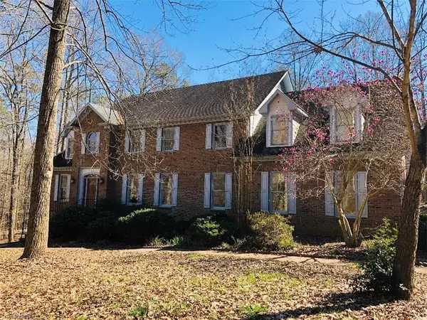 2401 Wall Meadow LN, Summerfield, NC 27358