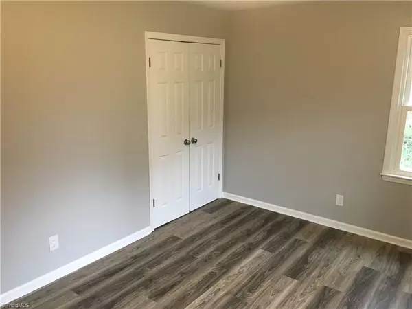 Mount Airy, NC 27030,2112 Springs RD