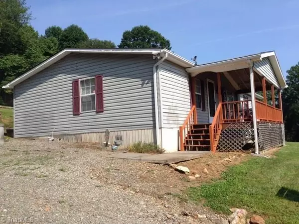 Sparta, NC 28675,46 Adams LN