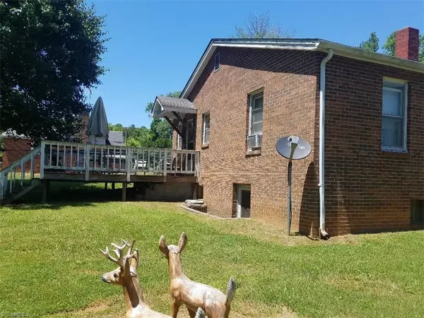 Mount Airy, NC 27030,3181 Wards Gap RD