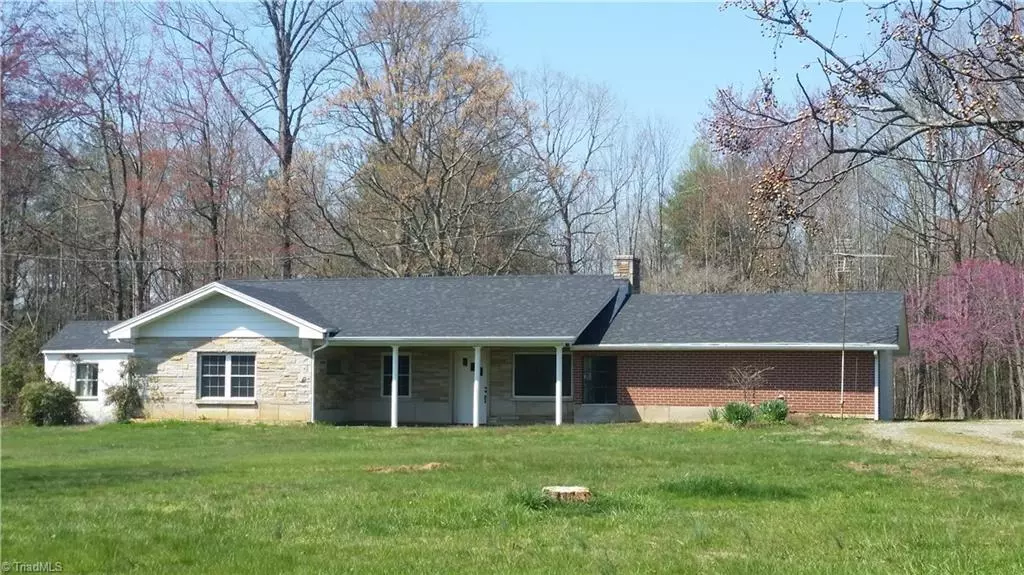 Roaring River, NC 28669,5636 Greenhorn RD