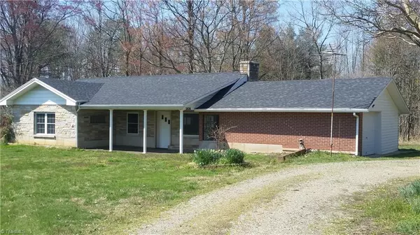 Roaring River, NC 28669,5636 Greenhorn RD