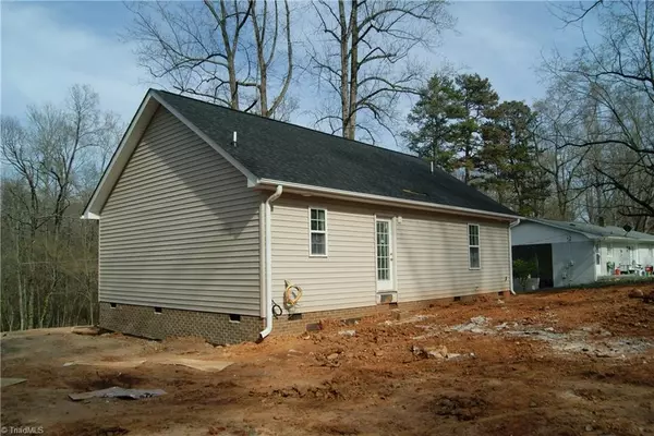 Thomasville, NC 27360,108 Woodland LN