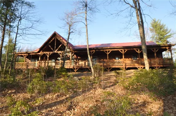 4860 Staghorn RD, Purlear, NC 28665