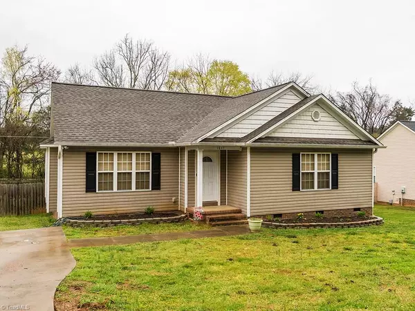 1847 Cooper RD, Graham, NC 27253