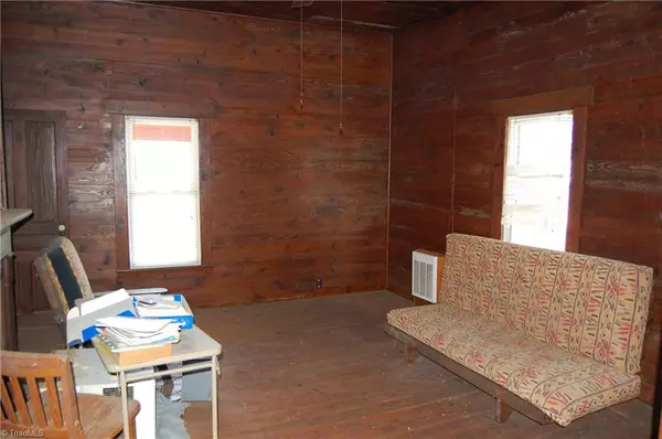 East Bend, NC 27018,508 Cherry Street EXT