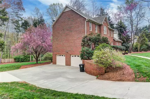 Oak Ridge, NC 27310,5004 Millstaff DR