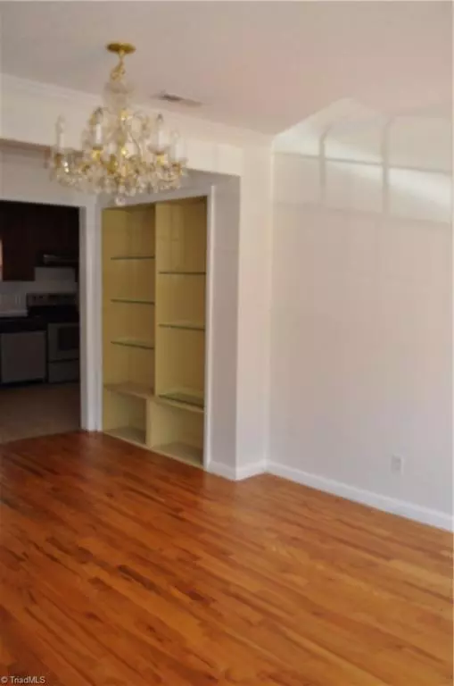 Greensboro, NC 27410,505 Arrowhead DR