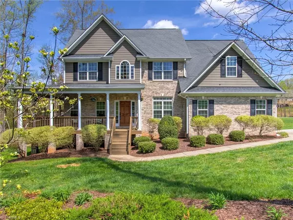 2919 Walbrook TER, Browns Summit, NC 27214