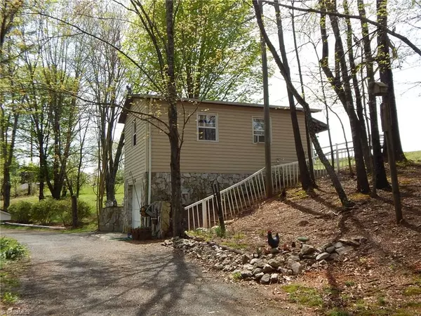 Roaring River, NC 28669,1655 Barker RD