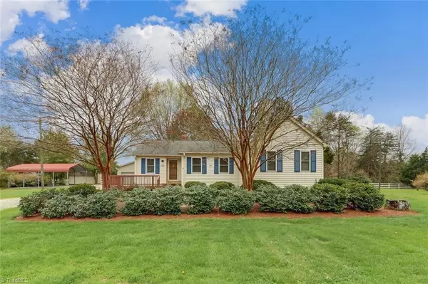 1329 Nc Highway 150, Summerfield, NC 27358