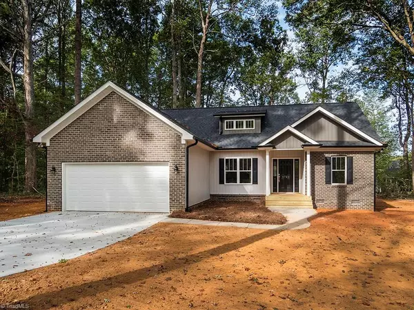 Snow Camp, NC 27349,5723 Ironwood DR