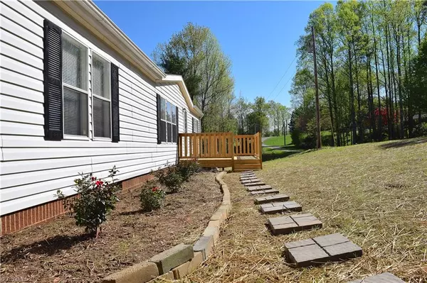 Mount Airy, NC 27030,186 Fisher DR