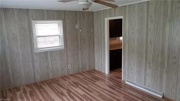 Greensboro, NC 27403,2213 W Florida ST