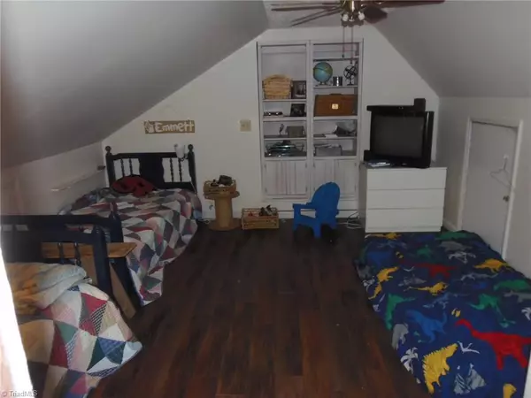 Summerfield, NC 27358,1657 Brown RD