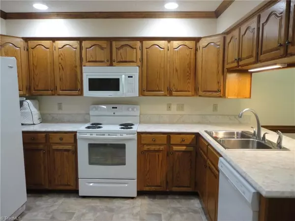 Pleasant Garden, NC 27313,6821 Taylor Woods LN