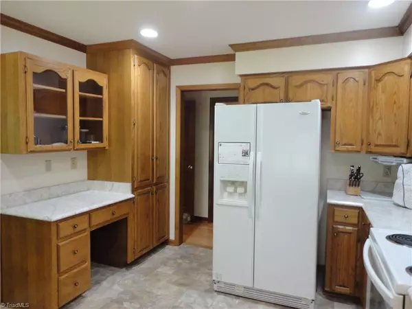 Pleasant Garden, NC 27313,6821 Taylor Woods LN