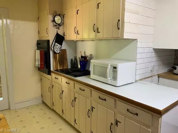 Mocksville, NC 27028,524 S Salisbury ST