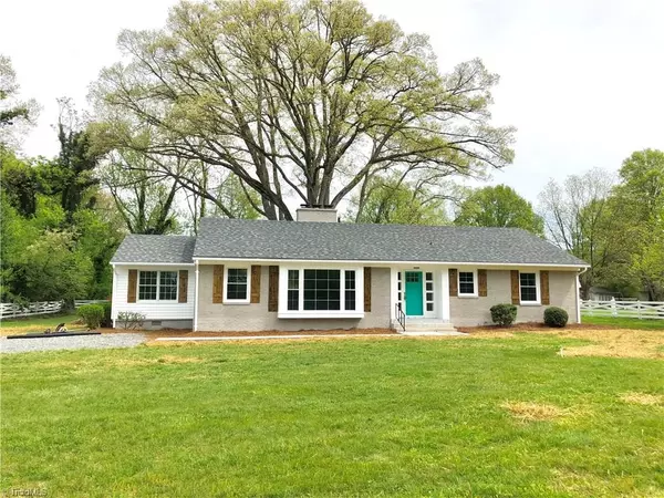4134 Old US Highway 421 W, Hamptonville, NC 27020