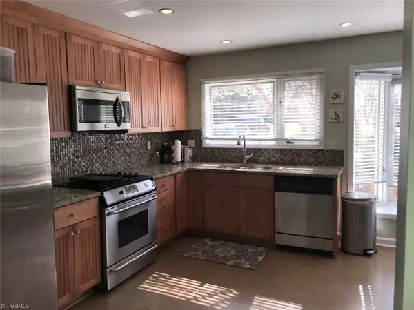 High Point, NC 27265,1945 Eastchester DR #B