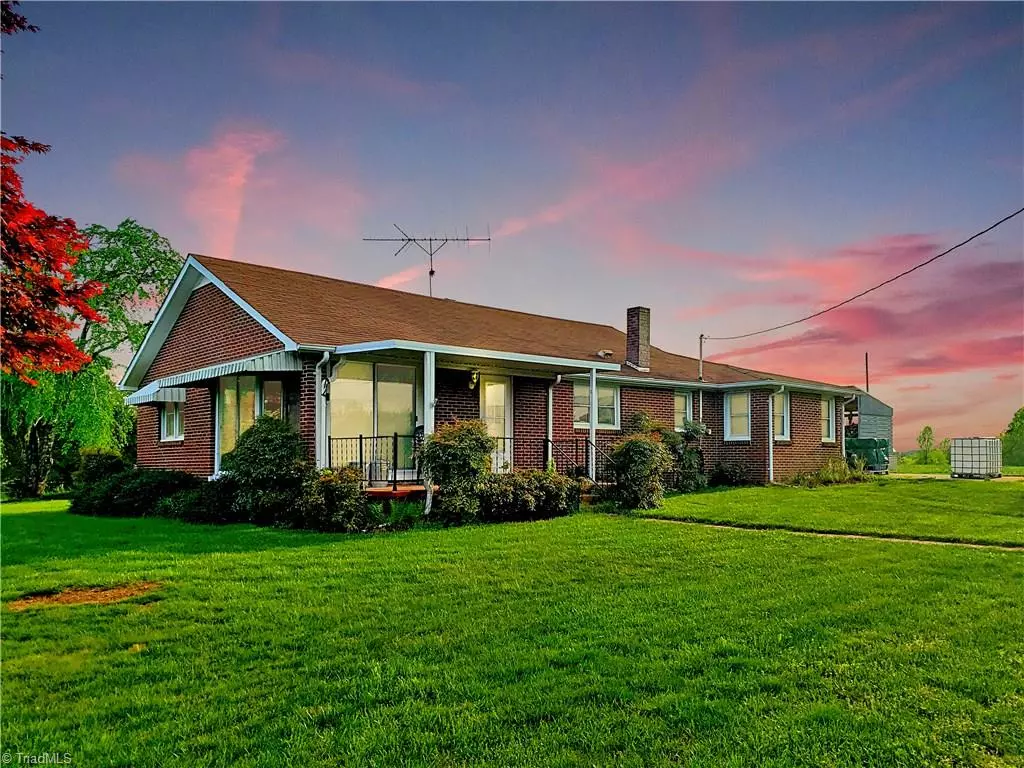 Roaring River, NC 28669,4029 Byrd RD