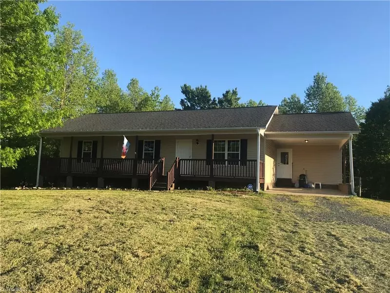 4705 Beau CT, Trinity, NC 27370