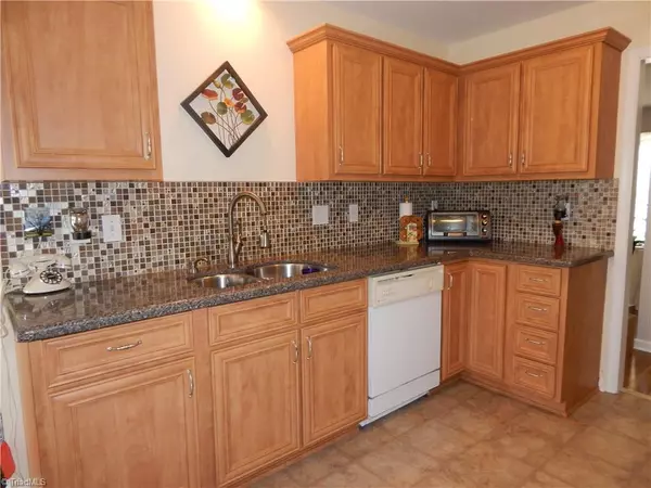 Summerfield, NC 27358,5906 Highland Grove DR