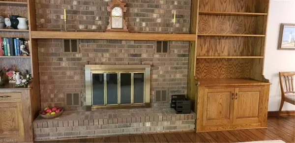 Oak Ridge, NC 27310,2127 Beeson RD