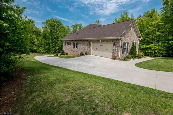 Belews Creek, NC 27009,8215 Blackberry Ridge CT