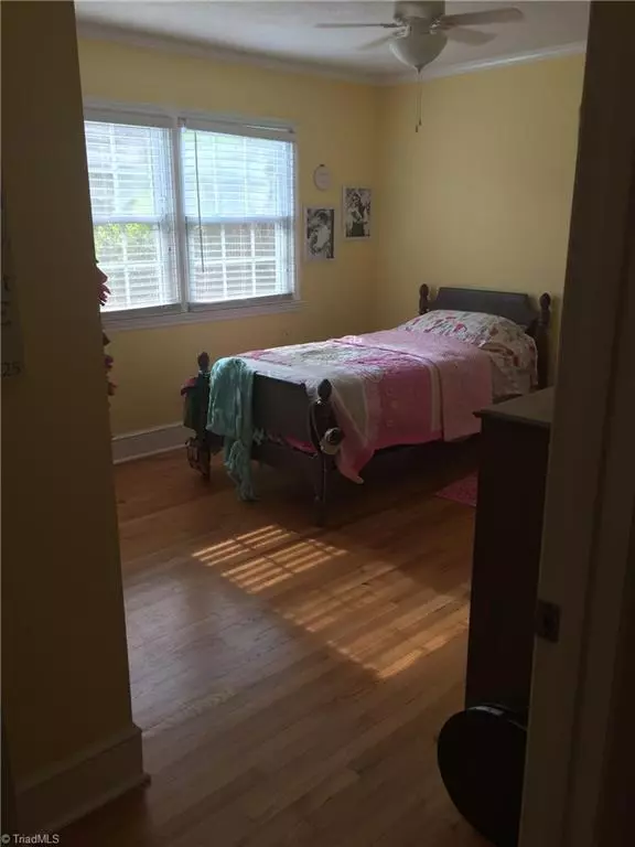 Stoneville, NC 27048,160 Landors DR