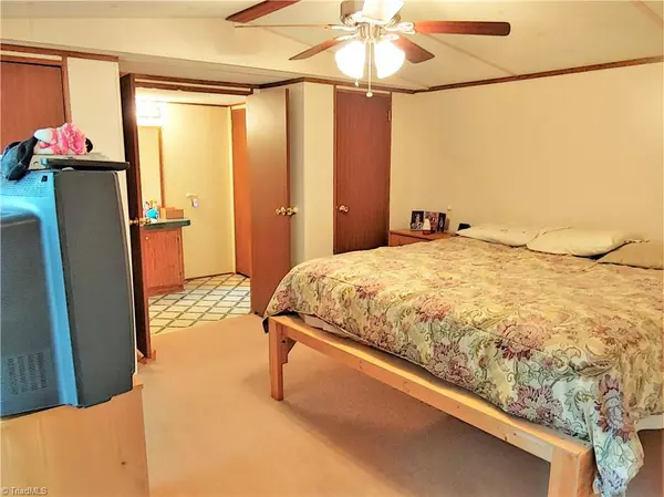 Stoneville, NC 27048,651 Wray RD