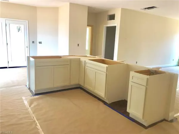 King, NC 27021,108 Ascender DR