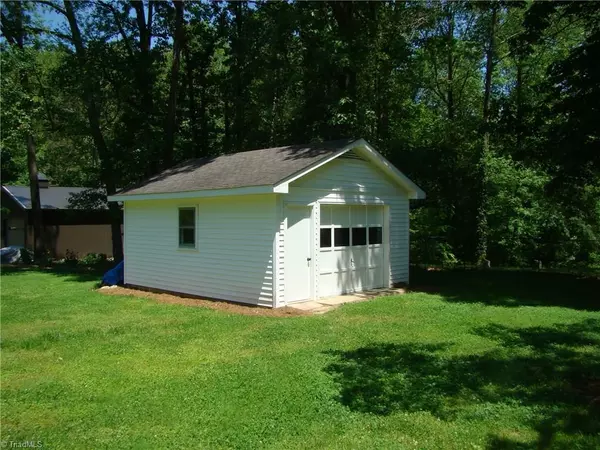 Pleasant Garden, NC 27313,1701 Sparrow DR