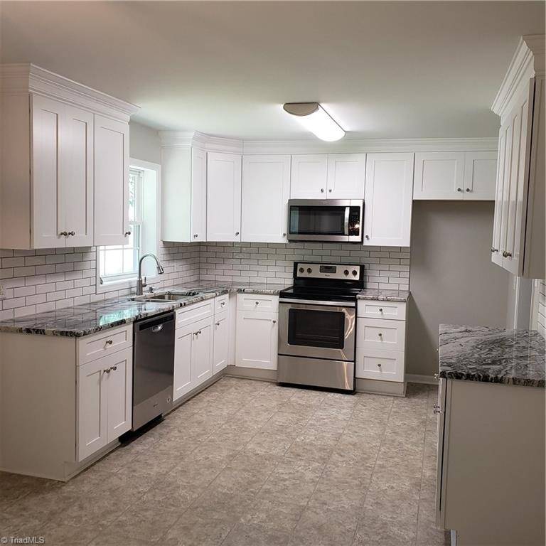 Lexington, NC 27292,102 Dellwood DR