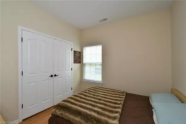 Pfafftown, NC 27040,4922 Old Towne Village CIR