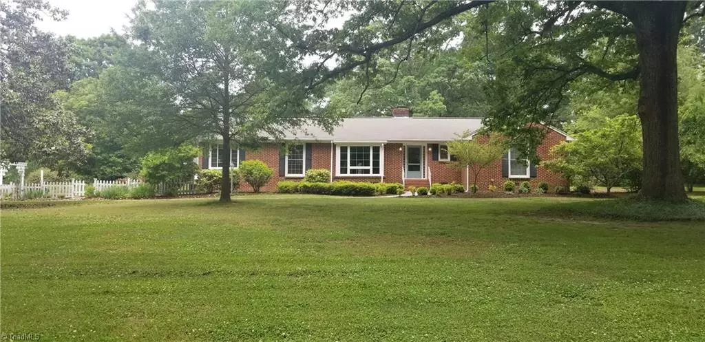 Oak Ridge, NC 27310,2419 Oak Ridge RD