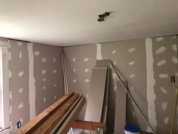 Stoneville, NC 27048,311 S Glenn ST