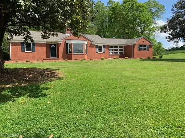 113 & 118 Tryon LN, Mount Airy, NC 27030