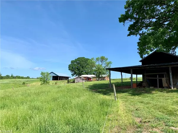 Roaring River, NC 28669,174 Whistlestop LN