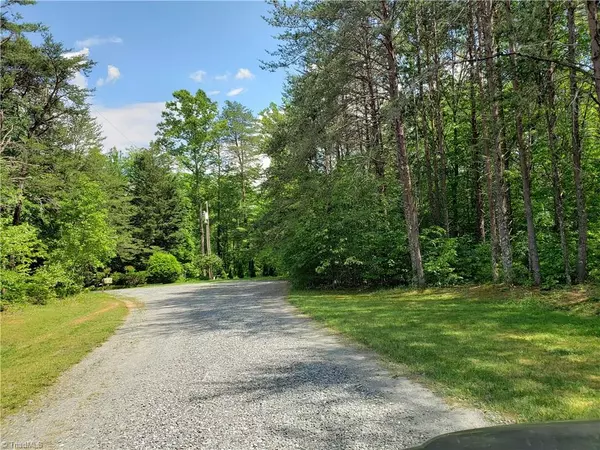 King, NC 27021,xx 1.63 ac Mount Olive RD