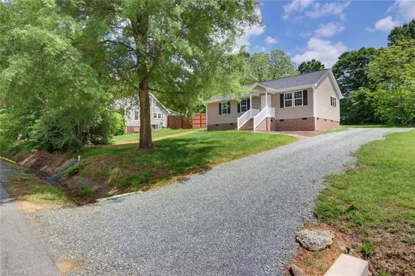 Burlington, NC 27215,2216 Wrenn ST