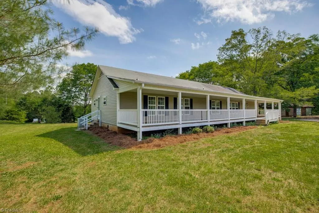 King, NC 27021,1226 Hill RD