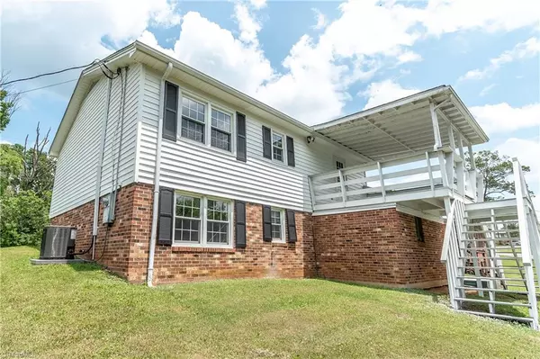 Mount Airy, NC 27030,205 Burgundy RD