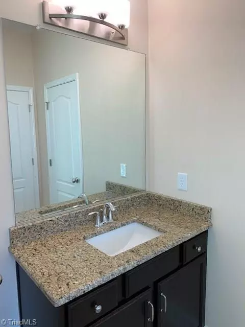 Summerfield, NC 27358,5789 Highland Grove DR #68